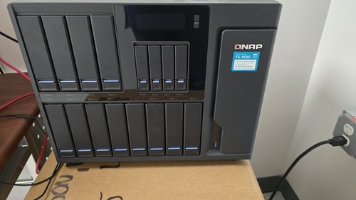 Qnap 1635 bay nas - 16,