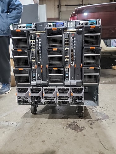 Dell poweredge m1000e - m1000e, 16x