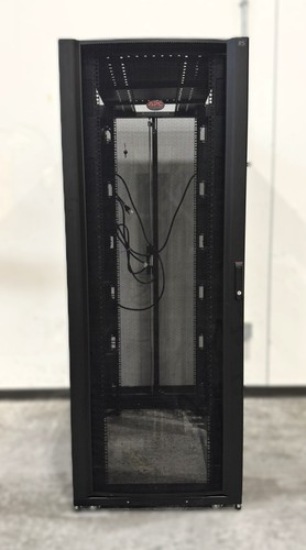 Apc netshelter 42u base - 42u, sx