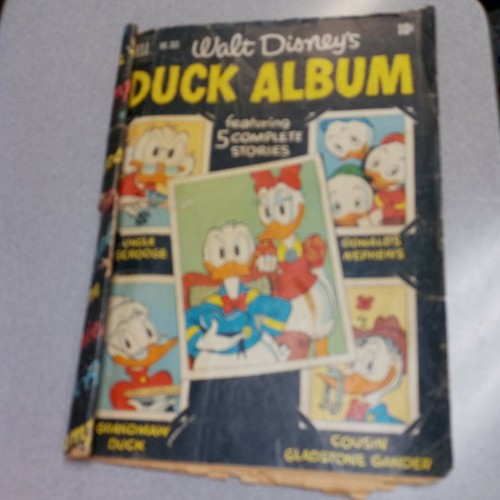 Walt disneys duck album - disneys,