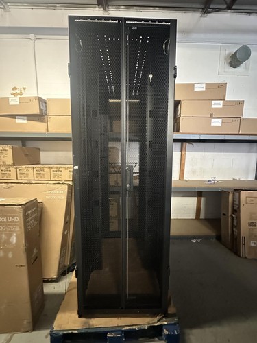 Apc ar3357b2 netshelter - ar3357b2, sx
