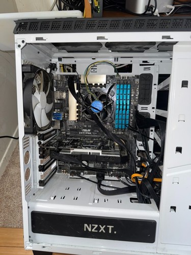 End server enclosure - pc,
